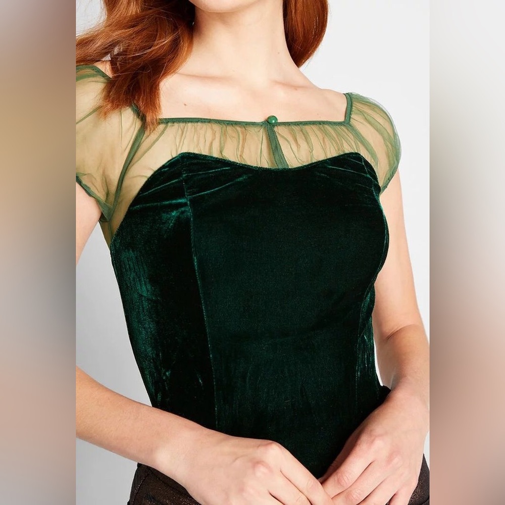 ModCloth x Collectif Luxe Lingo Velvet Cap Sleeve Top